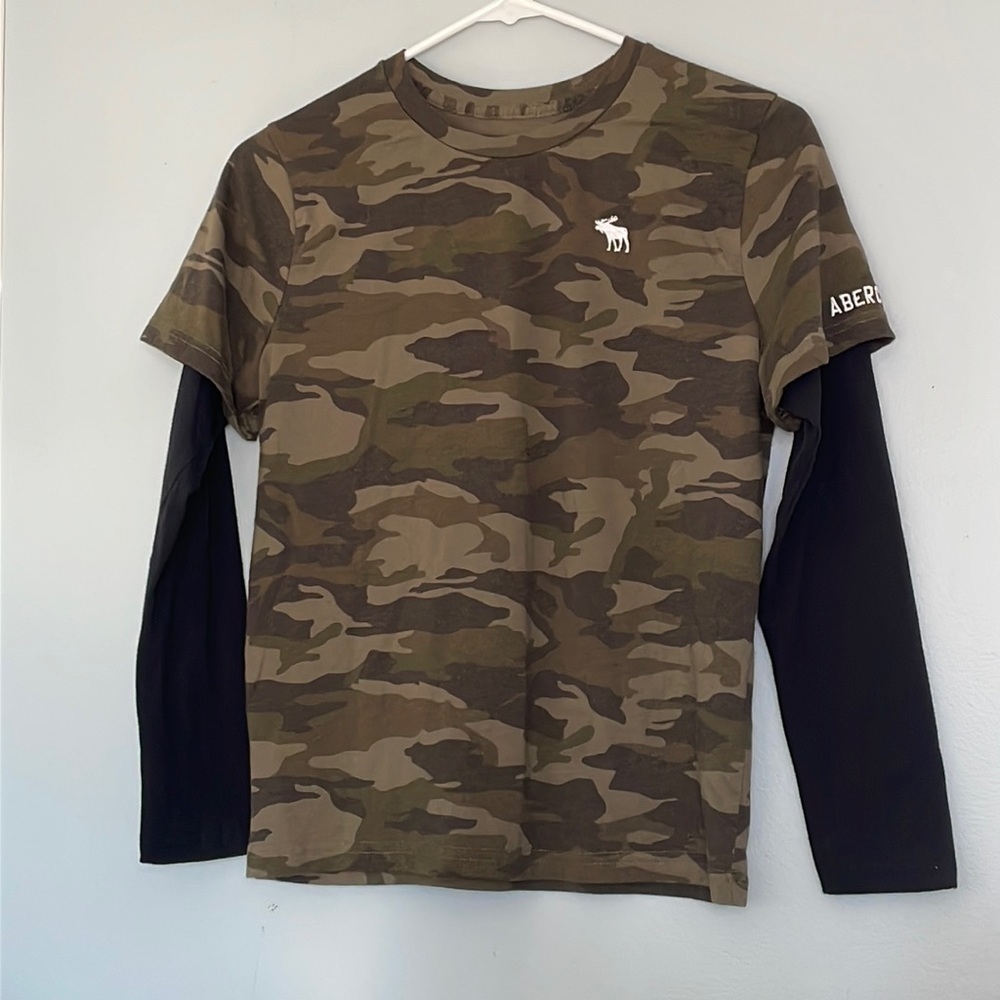 Abercrombie Kids Long Sleeves Camo T-Shirt Sz 11/12